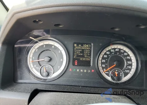 2016 Ram 1500 St z USA, uszkodzony, nr VIN 1C6RR6FT1GS107372